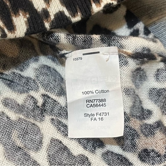 J.Crew Leopard Print Cotton Sweater Top women’s Size M long sleeve lightweight - Picture 4 of 6